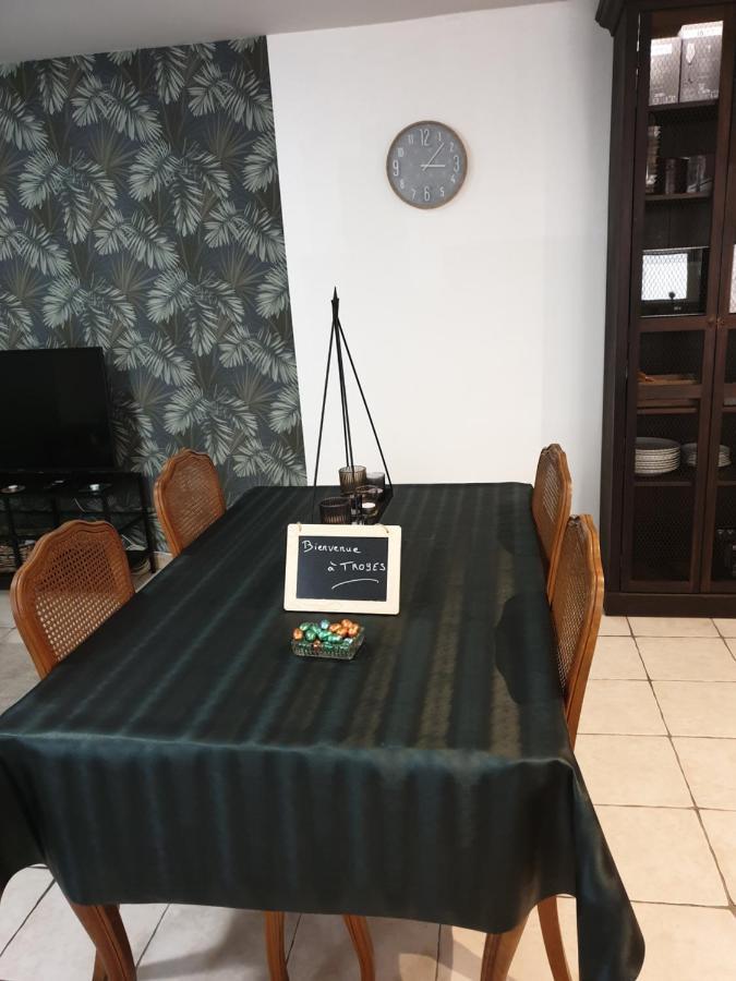 Apartament Le Jacobin Troyes Zewnętrze zdjęcie